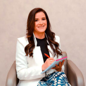 Dra. Lisbeth Rocha Campolin.